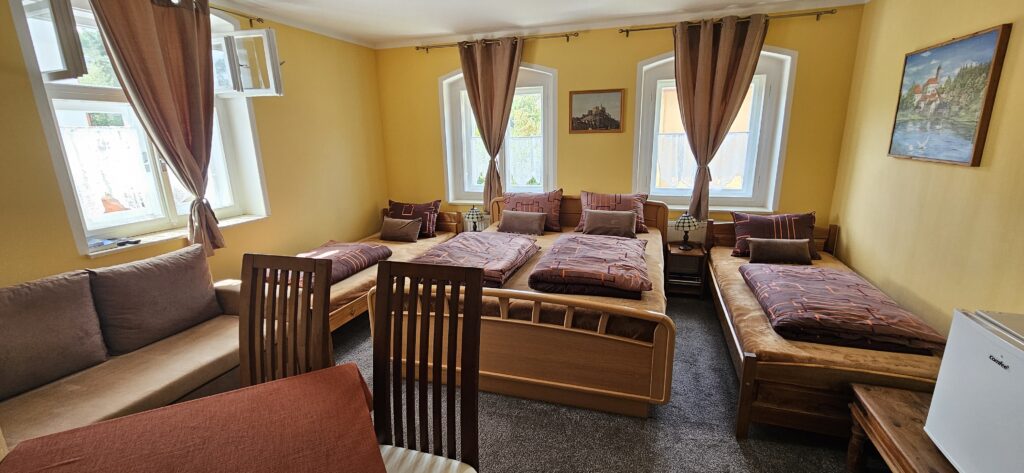 Pokoj 1 A postele